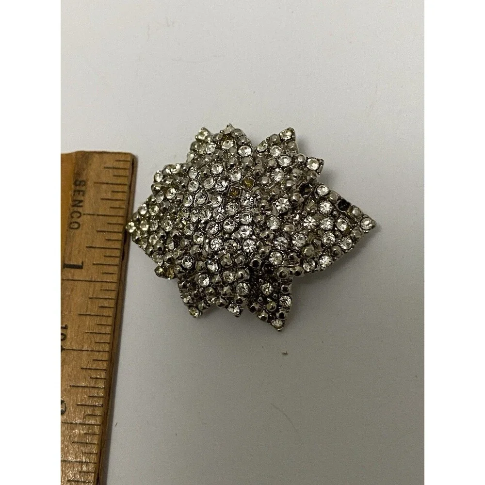 Vintage Clear Rhinestone Domed Star Brooch Pin Silver Tone READ